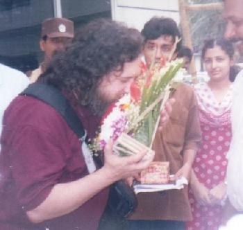 Stallman Enjoying the Flowers