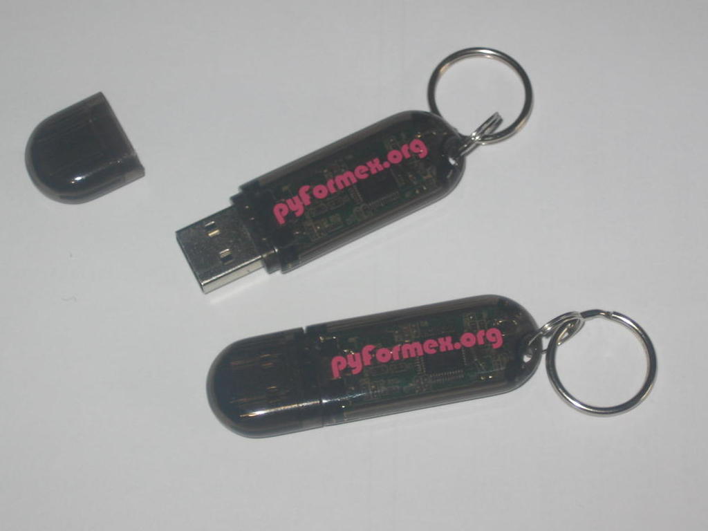 pyFormex USB stick with BuMPix Live GNU/Linux